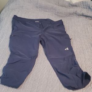 Eddie Bauer Capri Pants